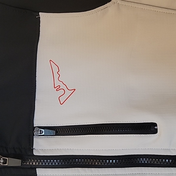 2015 Formula 1 United States Grand Prix Womens Jacket, Sz M - Picture 3 of 14